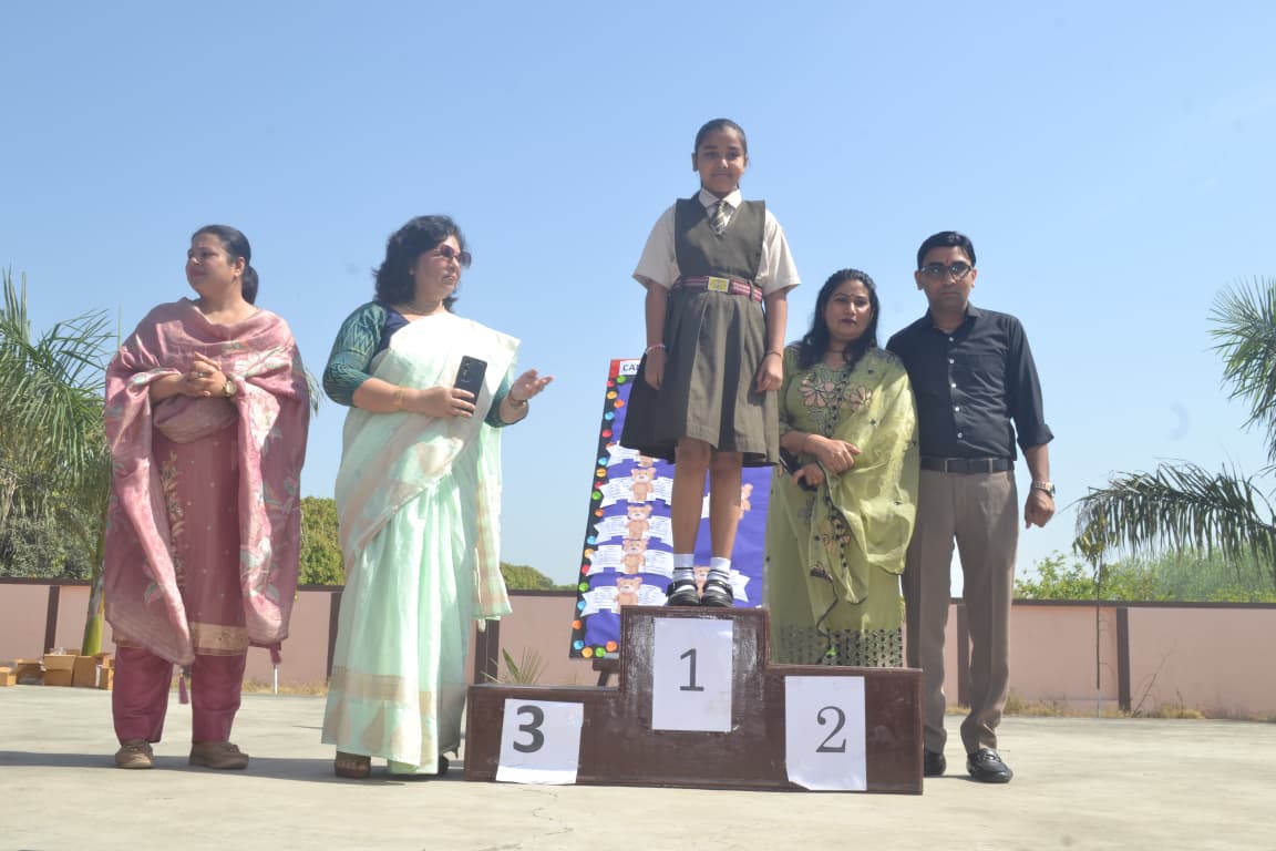 Annual Report Card & Prize Distribution Ceremony 10