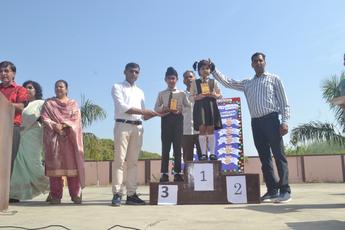 Annual Report Card & Prize Distribution Ceremony 21