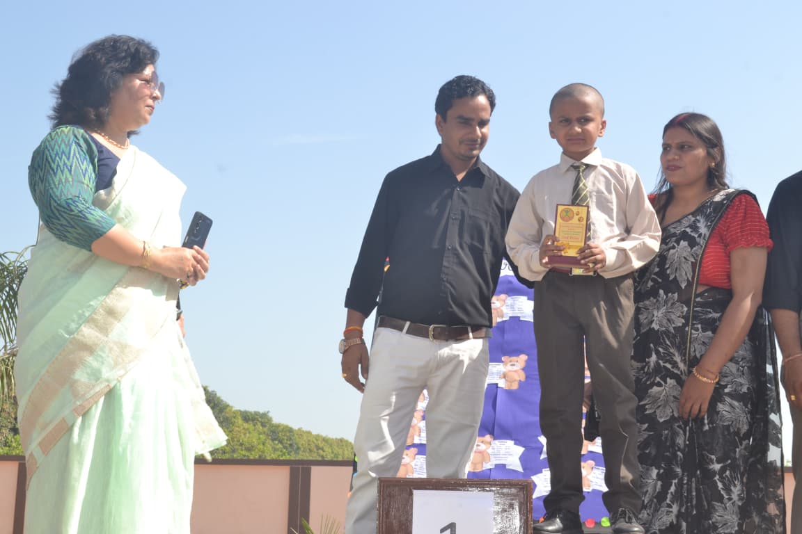 Annual Report Card & Prize Distribution Ceremony 24